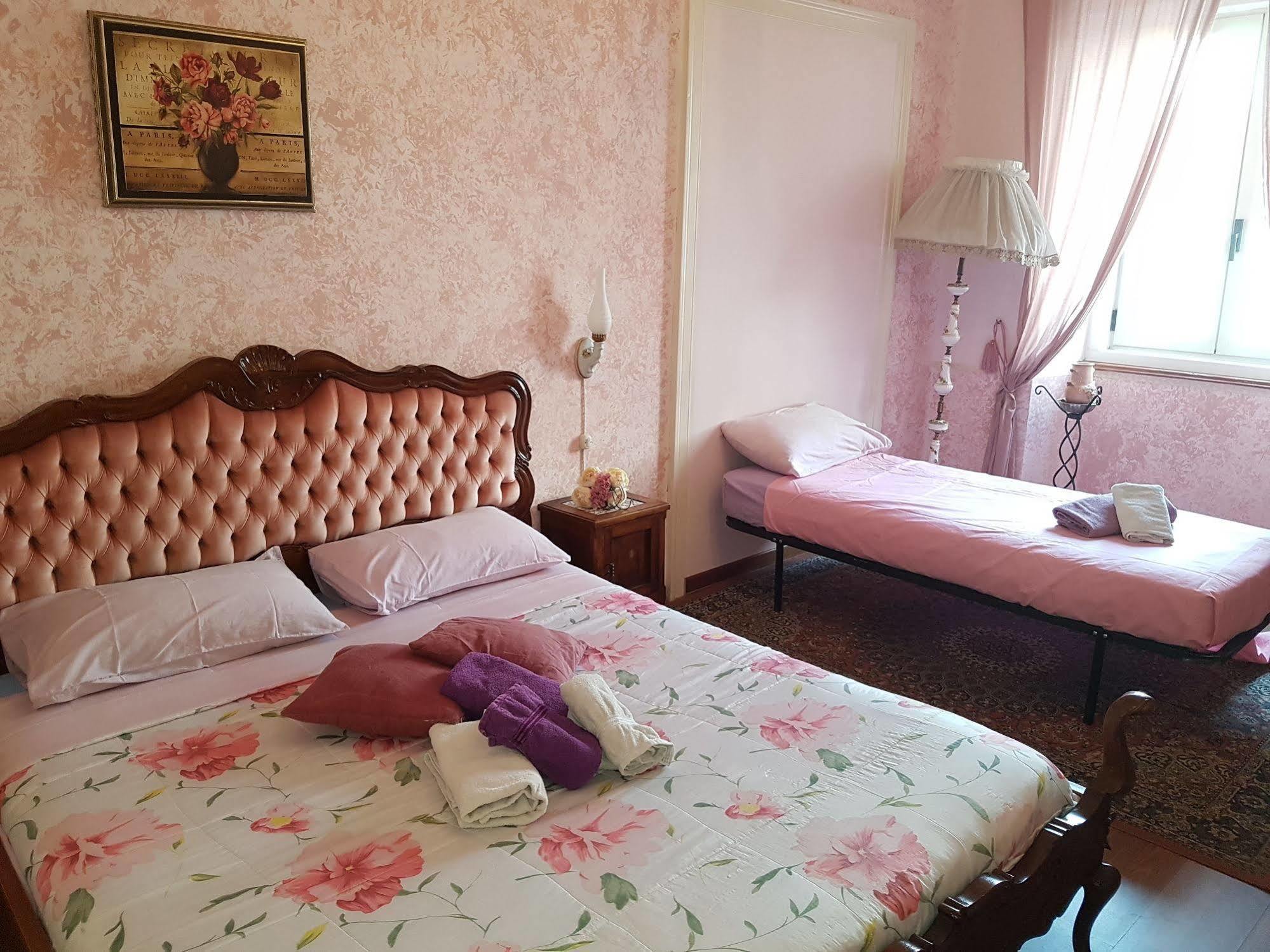 古旭乐住宿加早餐旅馆 的里雅斯特 外观 照片
